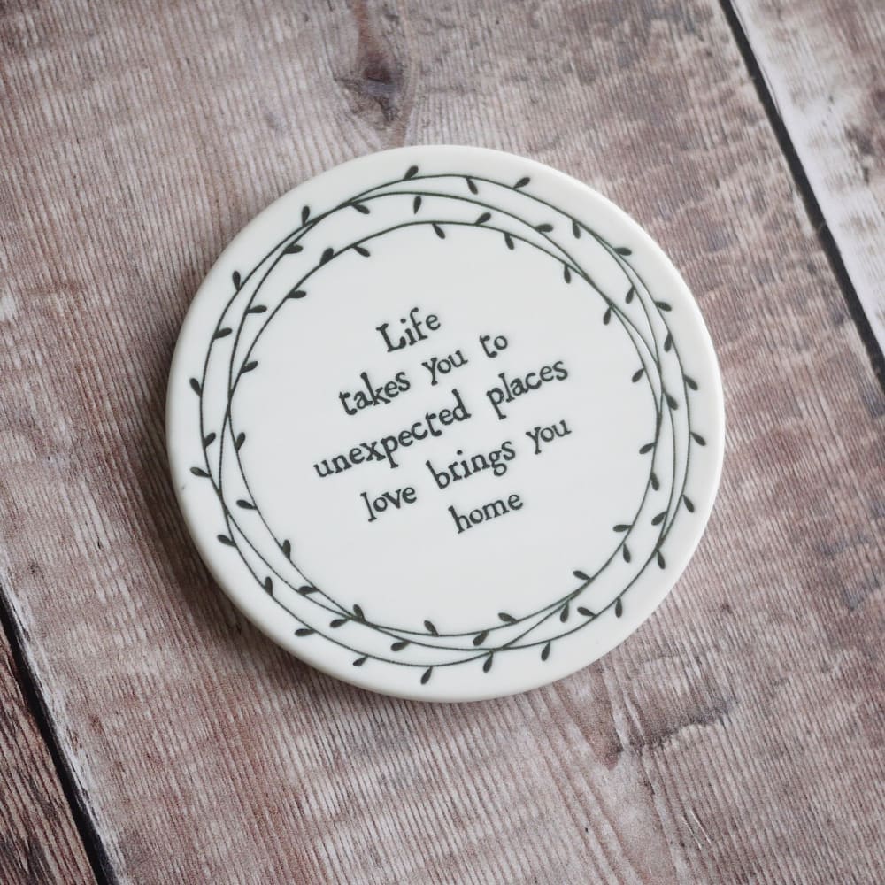 Porcelain Coaster with ’Love Brings You Home’