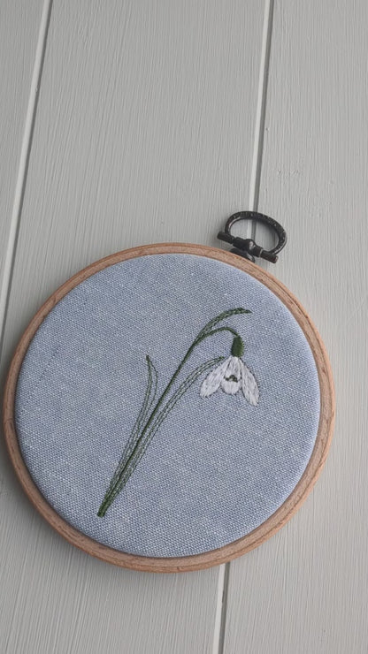 Embroidered January Birthday Wildflower Snowdrop Plaque – linenhearts