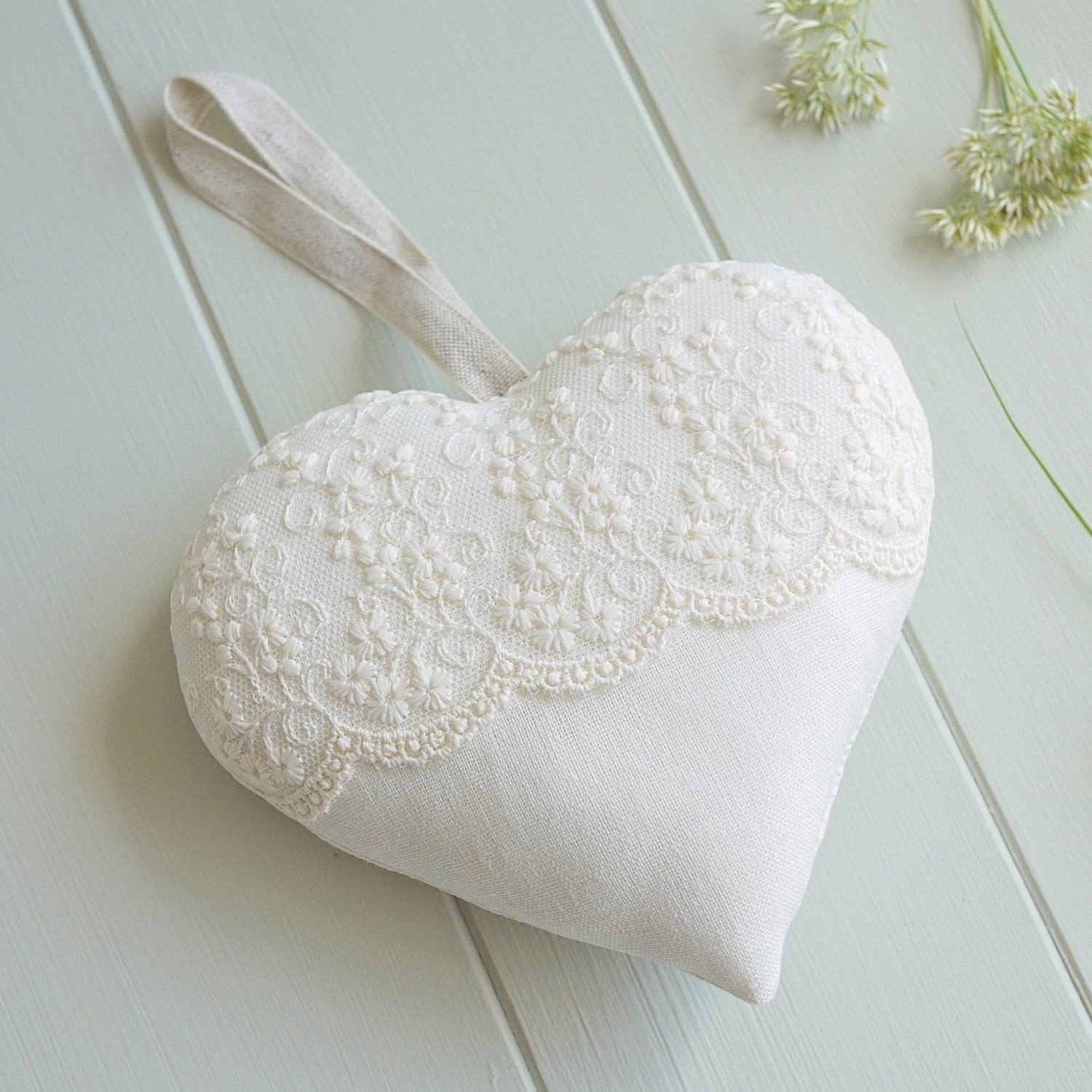 13th Lace Anniversary Embroidered Heart Gift