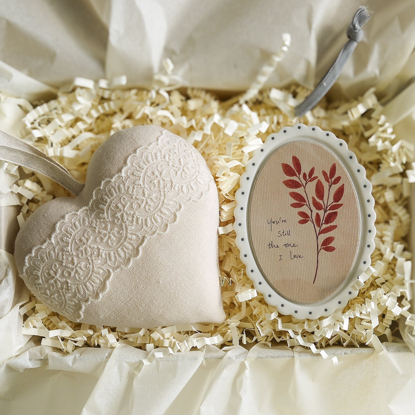 13th Lace Wedding Anniversary Gift - Personalised Vintage Style Heart