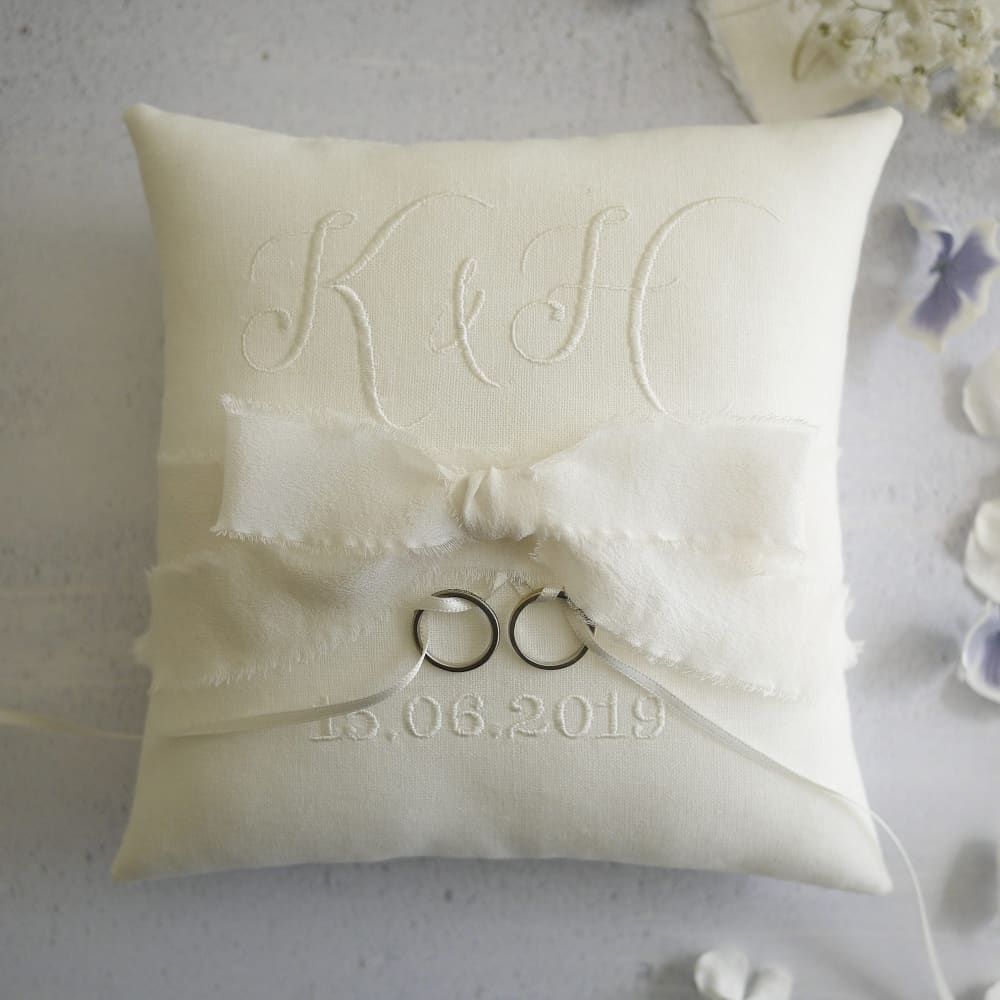 Shops Ring Bearer Pillow Irish linen with personalized monogram jfyBride Style 8634