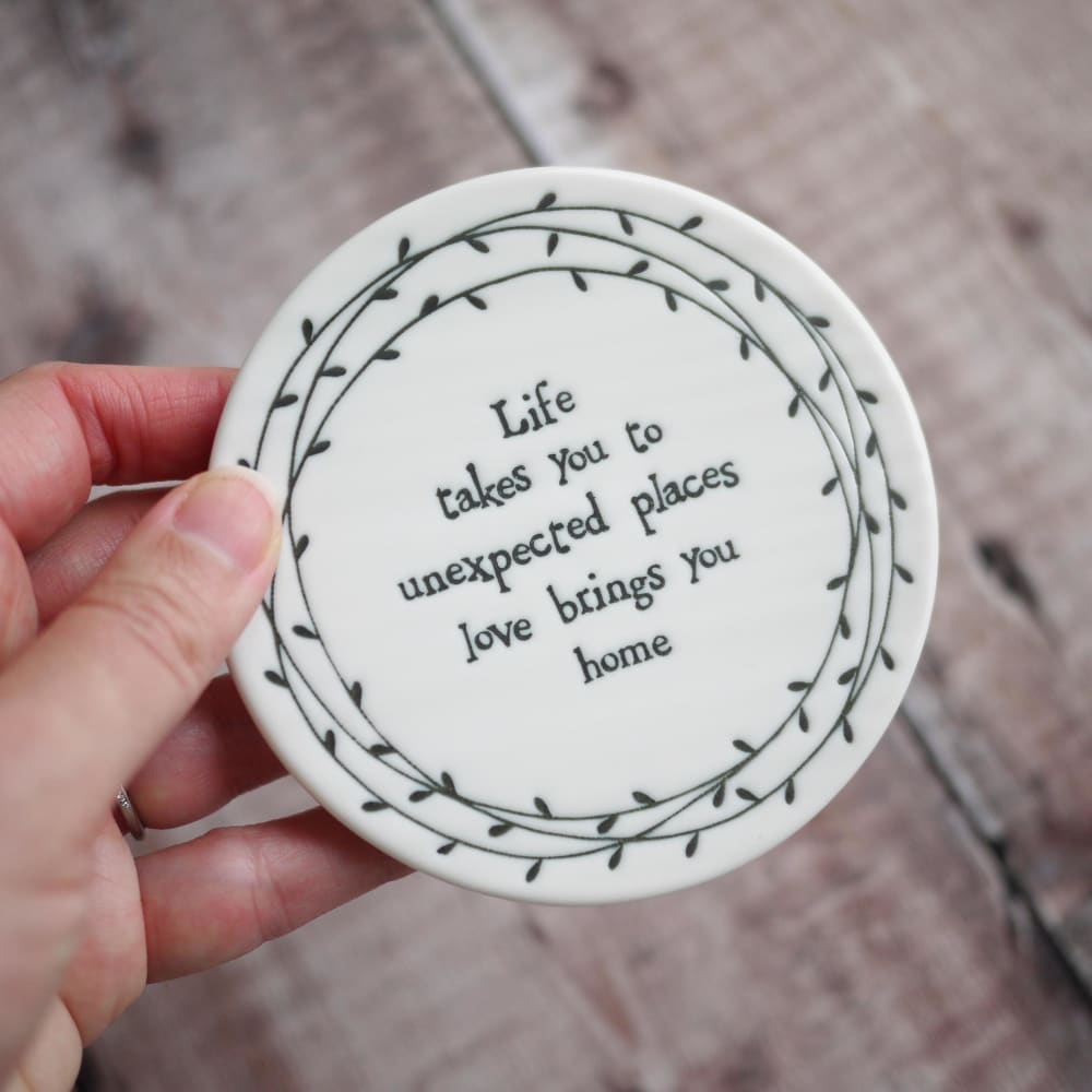 Porcelain Coaster with ’Love Brings You Home’