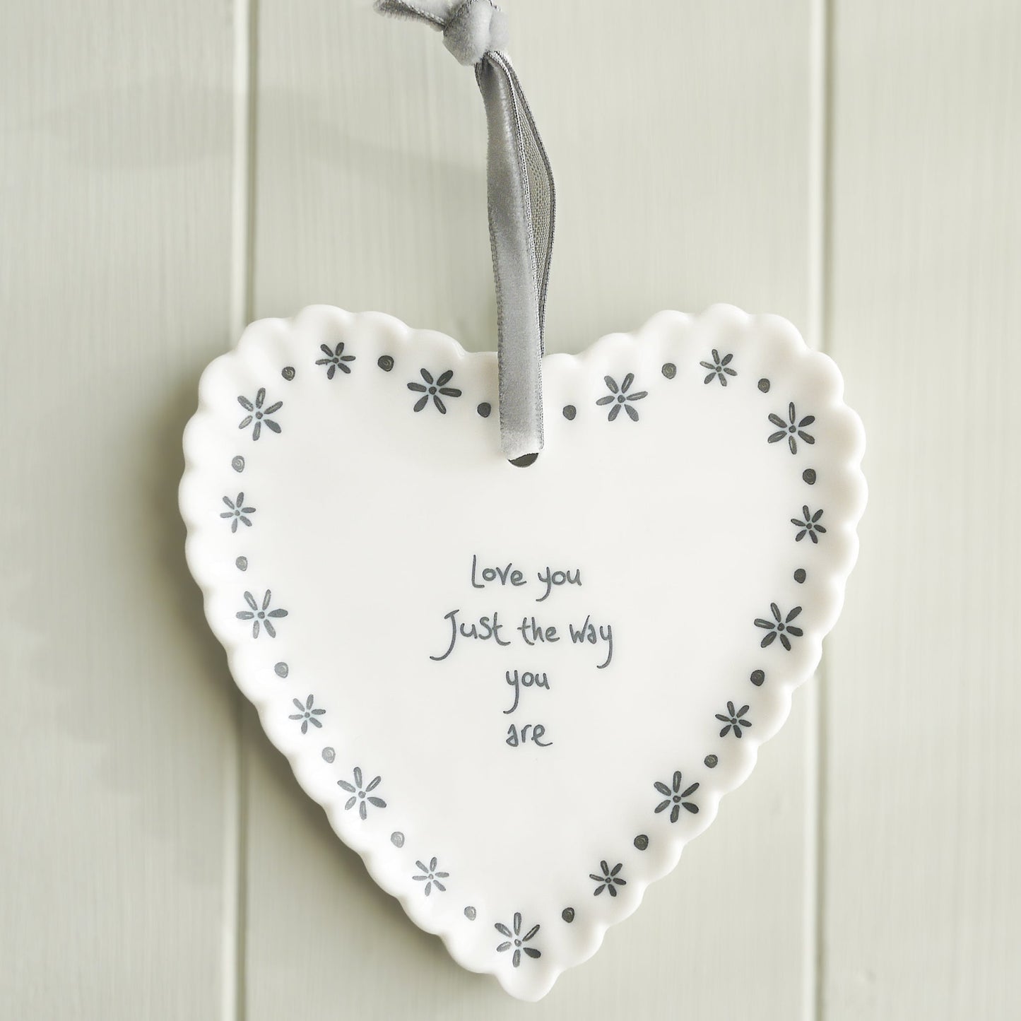 Scallop Hanging Heart - Love you just the way