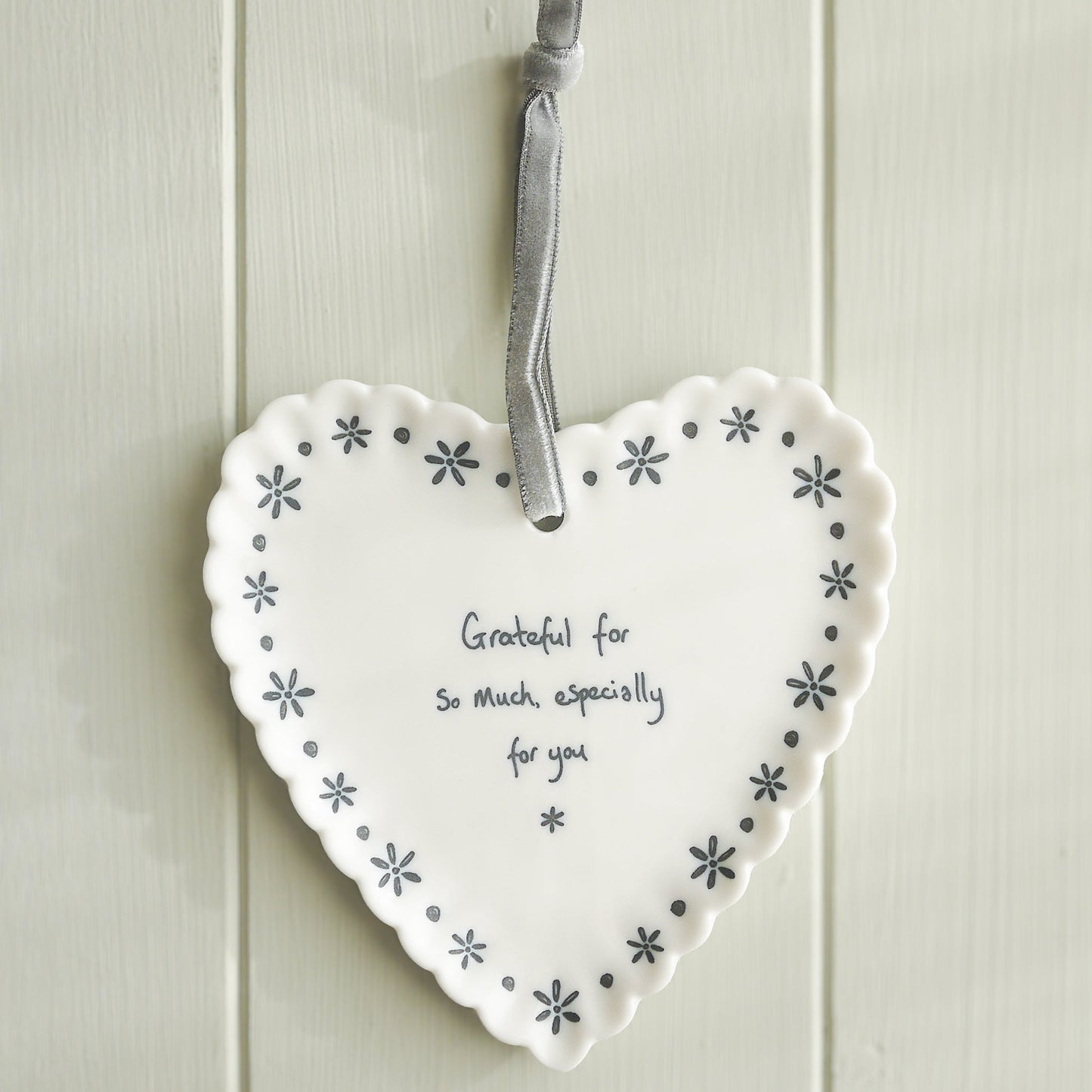 Scallop Hanging Heart Ornament - Grateful For So Much